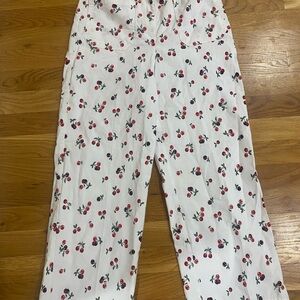 Nicole Miller White Capris with Cherry Print